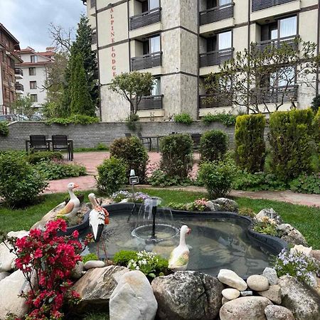 Alpine Lodge Bansko Apartments Buitenkant foto