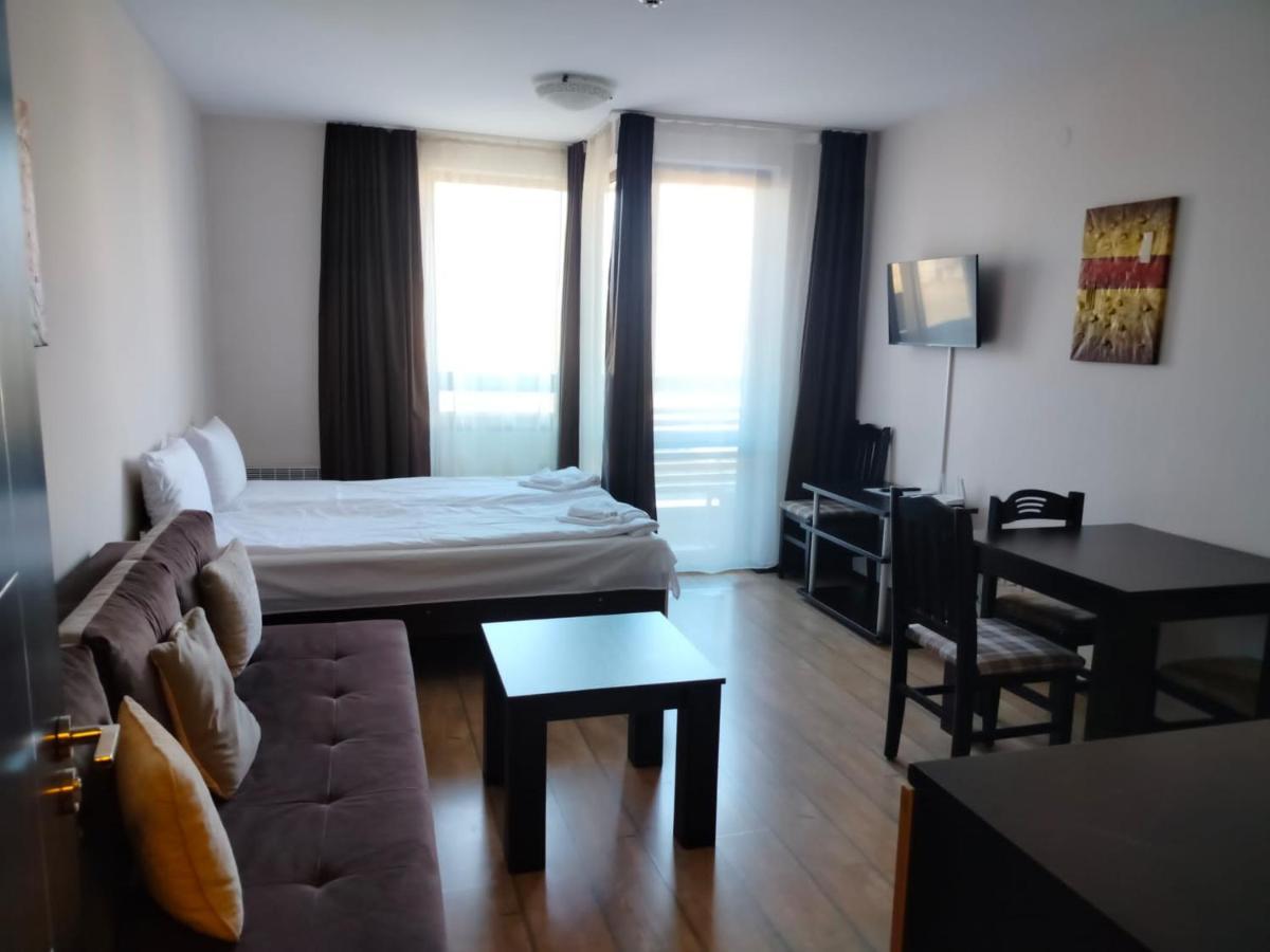 Alpine Lodge Bansko Apartments Buitenkant foto