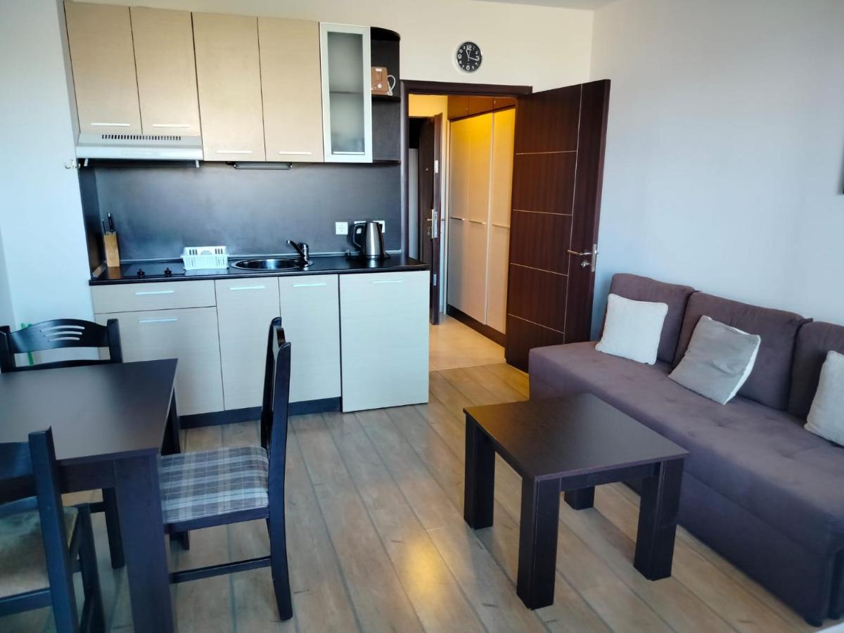 Alpine Lodge Bansko Apartments Buitenkant foto